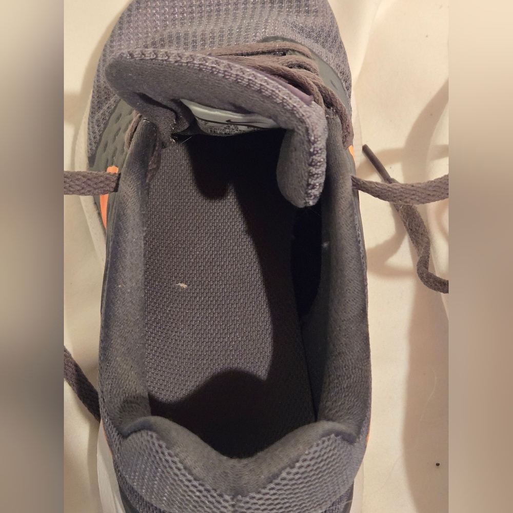 Nike Charcoal and Tangerine Running Shoes - Picture 11 of 11